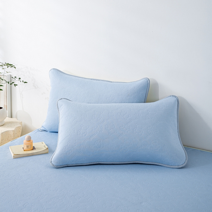 91家纺网 家纺一手货源 找家纺 卡琪曼 新款冷酷熊瓜瓜冰皮空气层冰皮席 冰皮提花天空蓝