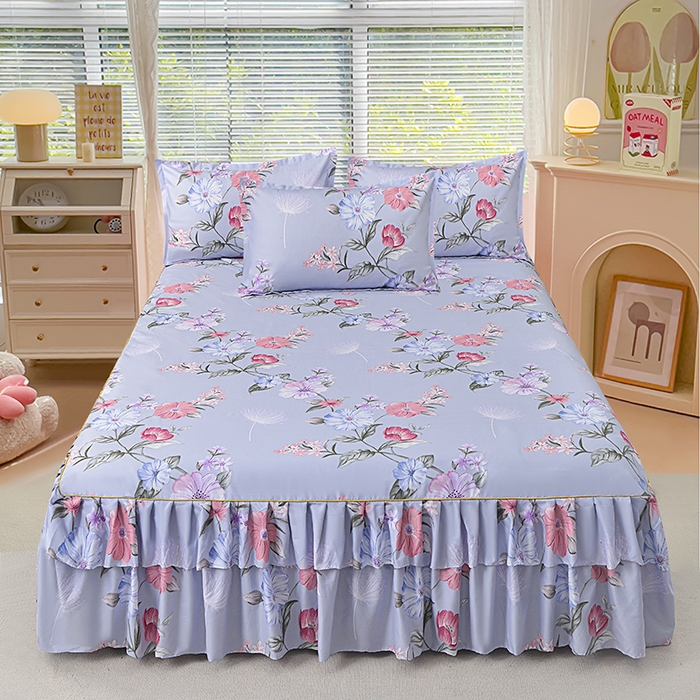 91家纺网 家纺一手货源 找家纺 小雨家纺 2026新款芦荟棉床裙三件套 如花似锦-浅灰