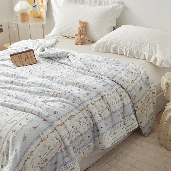 91家纺网 家纺一手货源 找家纺 怡家居 2024新款A类云柔针织棉夏被 绅士兔