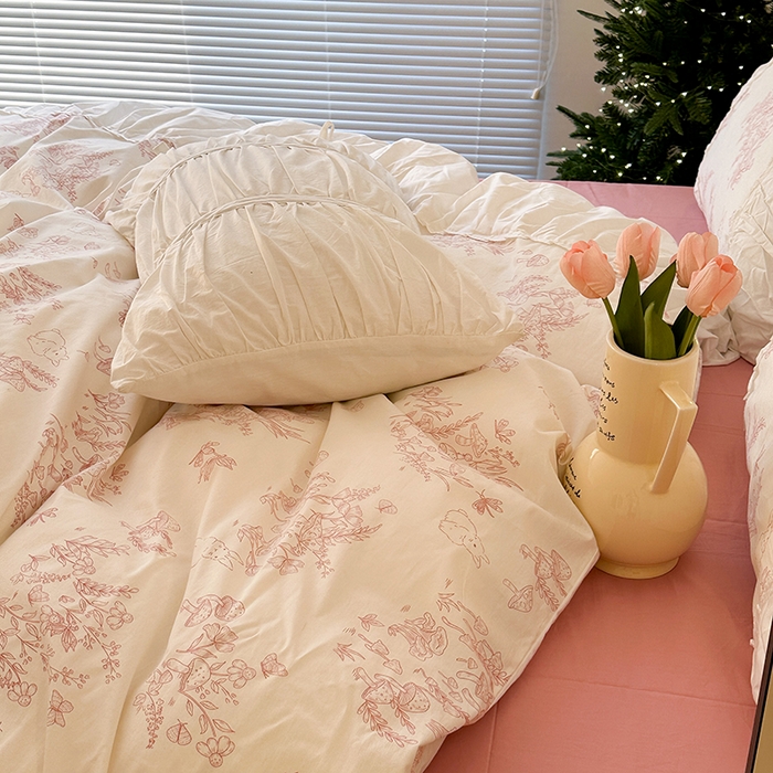 91家纺网 家纺一手货源 找家纺 昔可 新款褶皱花边全棉复古风四件套 复古素描花边