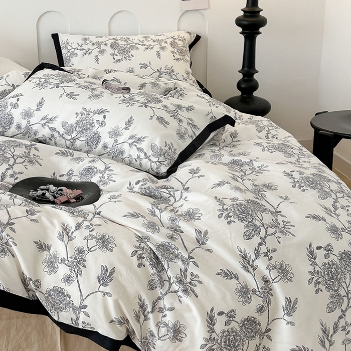 91家纺网 家纺一手货源 找家纺 昔可 2024新款单层黑边复古花古典儒雅四件套 香浮花月