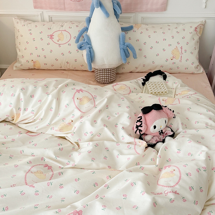 91家纺网 家纺一手货源 找家纺 昔可 新款春日氛围感小清新亲肤四件套 天鹅玫瑰