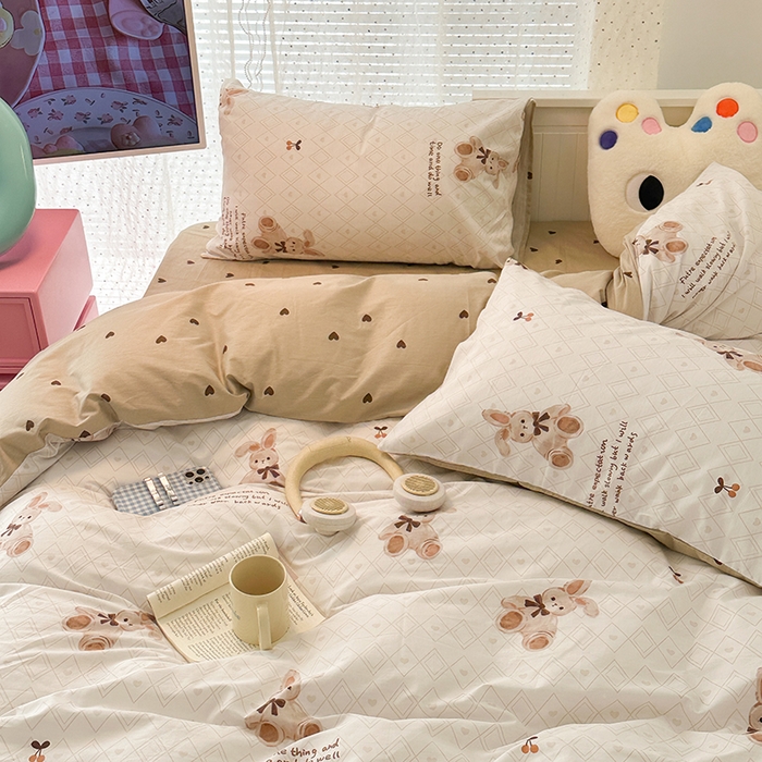 91家纺网 家纺一手货源 找家纺 昔可 新款多巴胺卡通简约风可爱亲肤四件套 萌萌棕兔