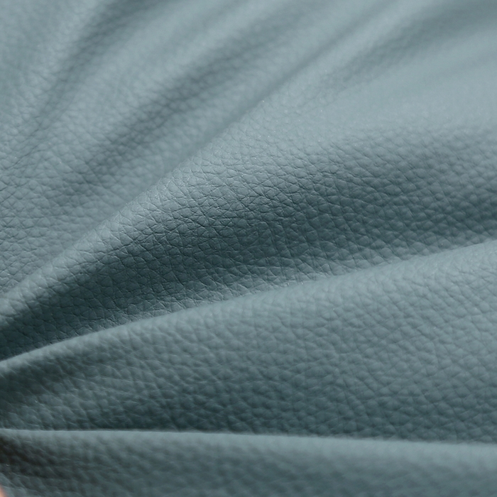 91家纺网 家纺一手货源 找家纺 伊可爱 2024新款轻奢仿皮人造皮革水洗棉多针抱枕被 名爵 雾蓝