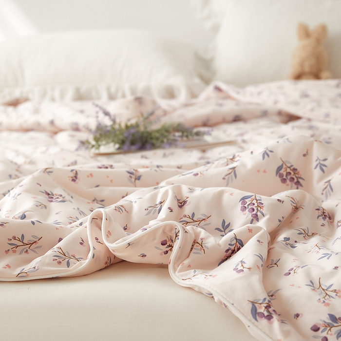 91家纺网 家纺一手货源 找家纺 怡家居 2024新款A类云柔针织棉夏被 夏朵