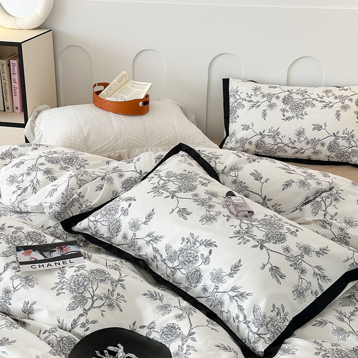 91家纺网 家纺一手货源 找家纺 昔可 2024新款单层黑边复古花古典儒雅四件套 香浮花月