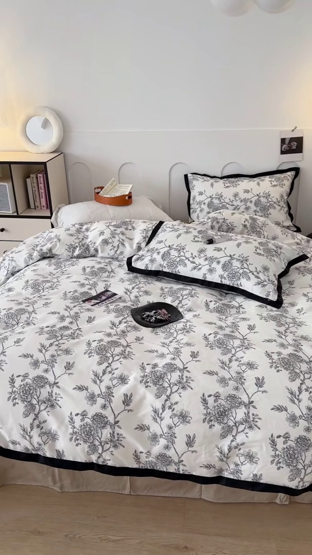 91家纺网 家纺一手货源 找家纺 昔可 2024新款单层黑边复古花古典儒雅四件套 香浮花月