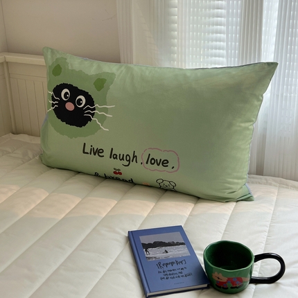 91家纺网 家纺一手货源 找家纺 桃喜 2024新款全棉印花卡通混搭系列四件套-单枕套 帽子小猫