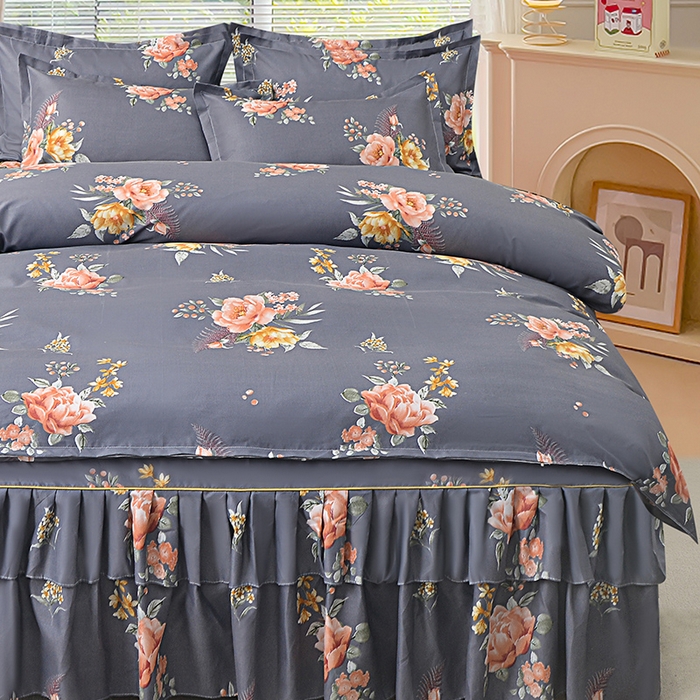 91家纺网 家纺一手货源 找家纺 小雨家纺 2026新款芦荟棉床裙四件套 百花齐放-灰