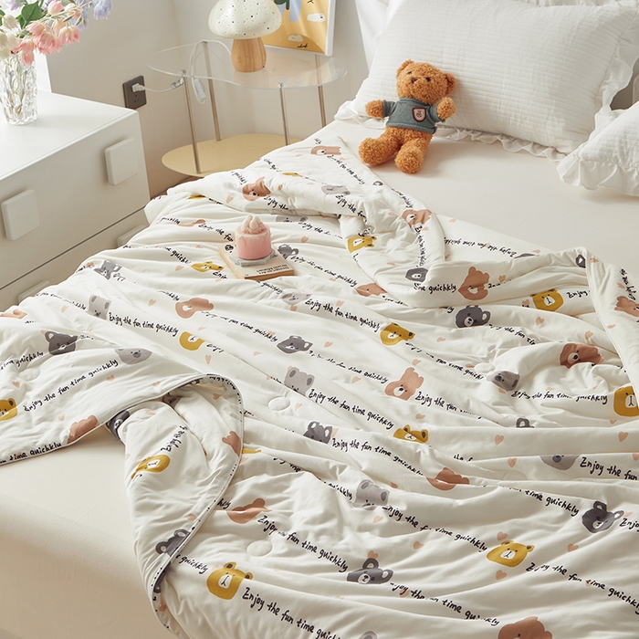 91家纺网 家纺一手货源 找家纺 怡家居 2024新款A类云柔针织棉夏被 快乐熊仔