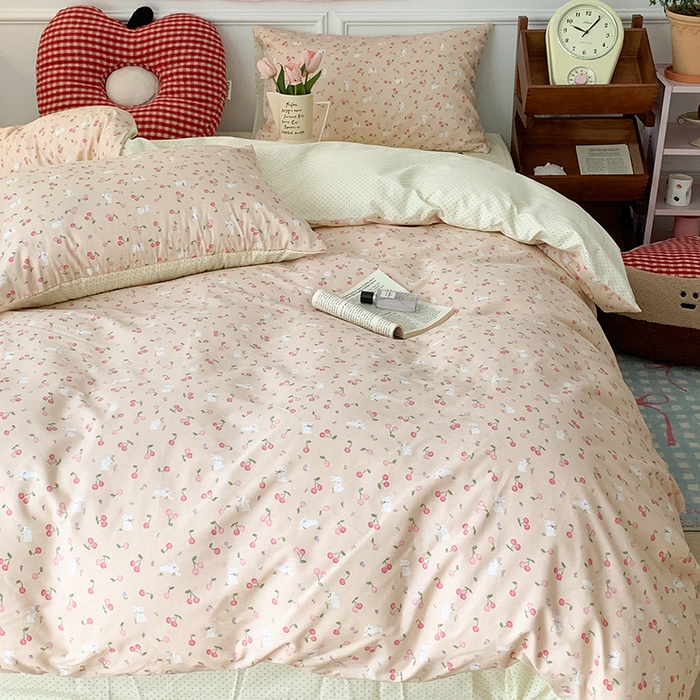 91家纺网 家纺一手货源 找家纺 昔可 新款春日氛围感小清新亲肤四件套 小樱桃兔兔