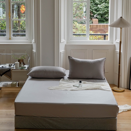 91家纺网 家纺一手货源 找家纺 沐晴家纺 2024新款60兰精天丝纯色双拼单床笠 曙光银