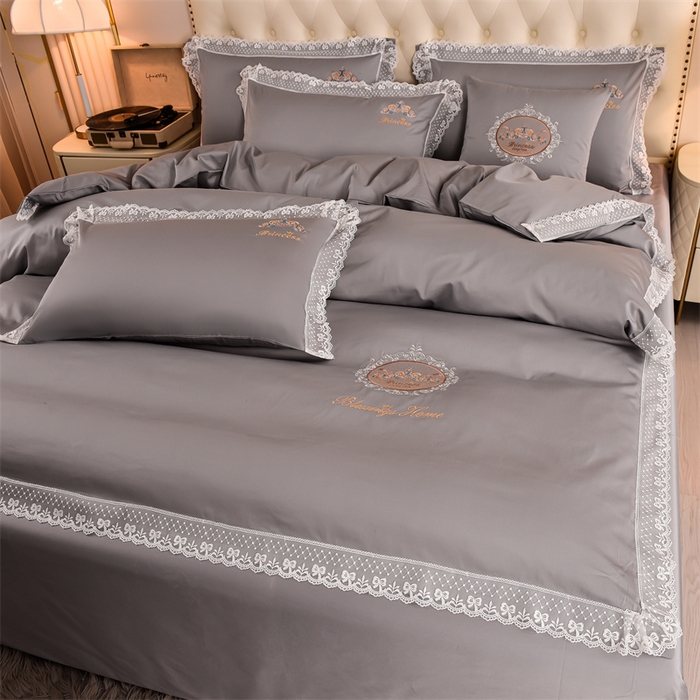 91家纺网 家纺一手货源 找家纺 瑞驰家纺 2024新款长绒棉爱丽丝公主四件套系列  精美法式轻奢风四件套系列 爱丽丝公主-浅灰