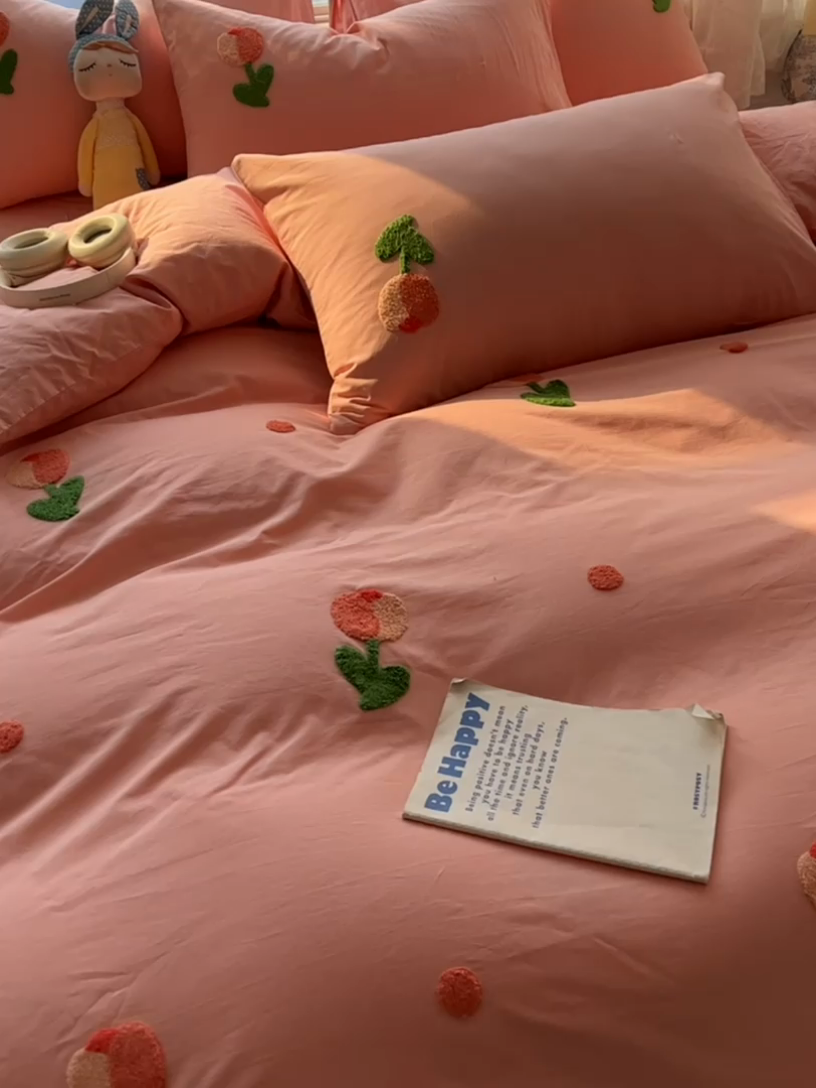 91家纺网 家纺一手货源 找家纺 眠帛家居 2024新款水洗棉奶油小清新毛巾绣四件套早春系列 郁金香奶油粉