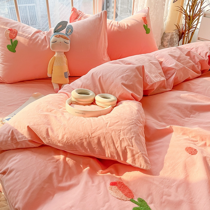 91家纺网 家纺一手货源 找家纺 眠帛家居 2024新款水洗棉奶油小清新毛巾绣四件套早春系列 郁金香奶油粉