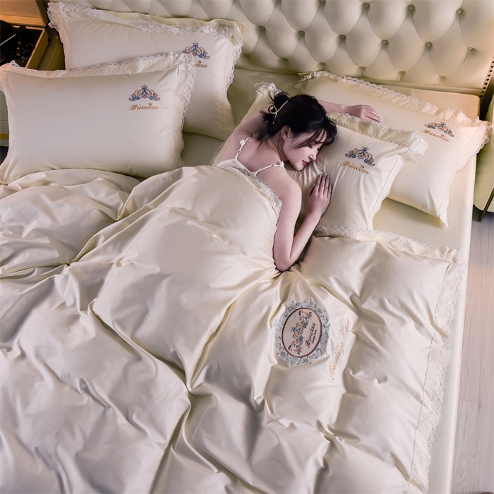 91家纺网 家纺一手货源 找家纺 瑞驰家纺 2024新款长绒棉爱丽丝公主四件套系列  精美法式轻奢风四件套系列 爱丽丝公主-米黄