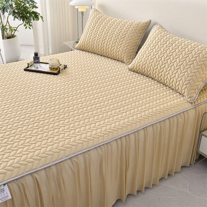 91家纺网 家纺一手货源 找家纺 布卢姆床垫 2025新款A类5mm纯色乳胶凉席床裙梦田系列 梦田-米黄