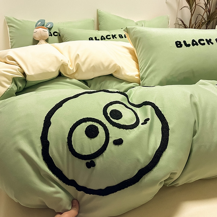 91家纺网 家纺一手货源 找家纺 眠帛家居 2024新款水洗棉毛巾绣四件套-煤球系列 果绿-奶黄