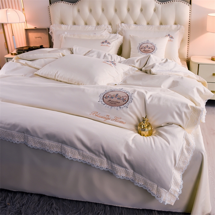 91家纺网 家纺一手货源 找家纺 瑞驰家纺 2024新款长绒棉爱丽丝公主四件套系列  精美法式轻奢风四件套系列 爱丽丝公主-米黄