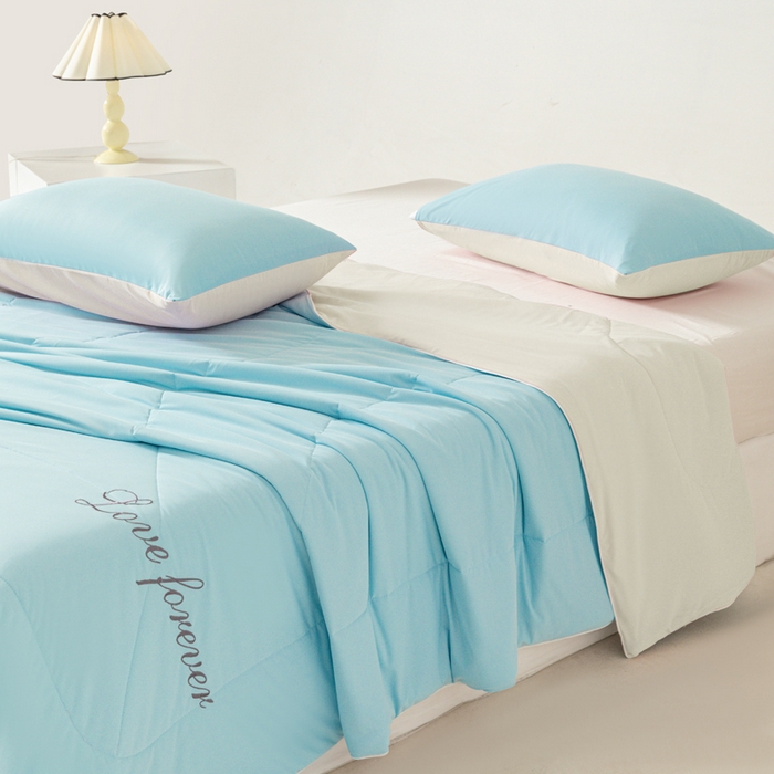 91家纺网 家纺一手货源 找家纺 佳居缘 2024新款纯色绣花冰氨夏被 冰清兰