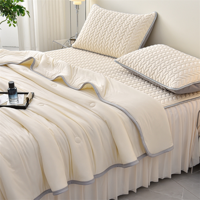 91家纺网 家纺一手货源 找家纺 布卢姆床垫 2025新款A类5mm纯色乳胶凉席床裙梦田系列夏被凉席四件套 梦田-米白