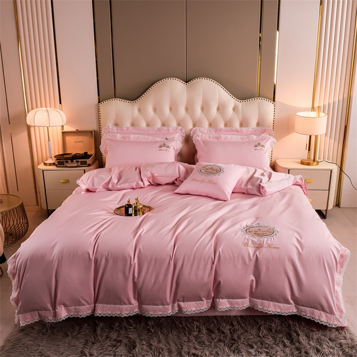 91家纺网 家纺一手货源 找家纺 瑞驰家纺 2024新款长绒棉爱丽丝公主四件套系列  精美法式轻奢风四件套系列 爱丽丝公主-粉色