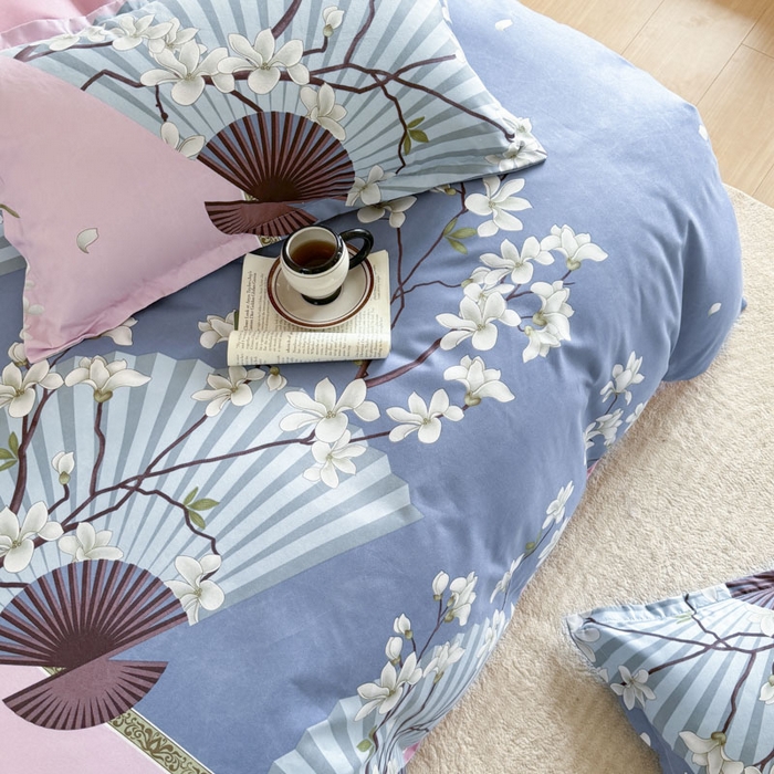 91家纺网 家纺一手货源 找家纺 优尚家纺 2025新款亲肤磨毛新国风大版系列四件套 柔逸扇花