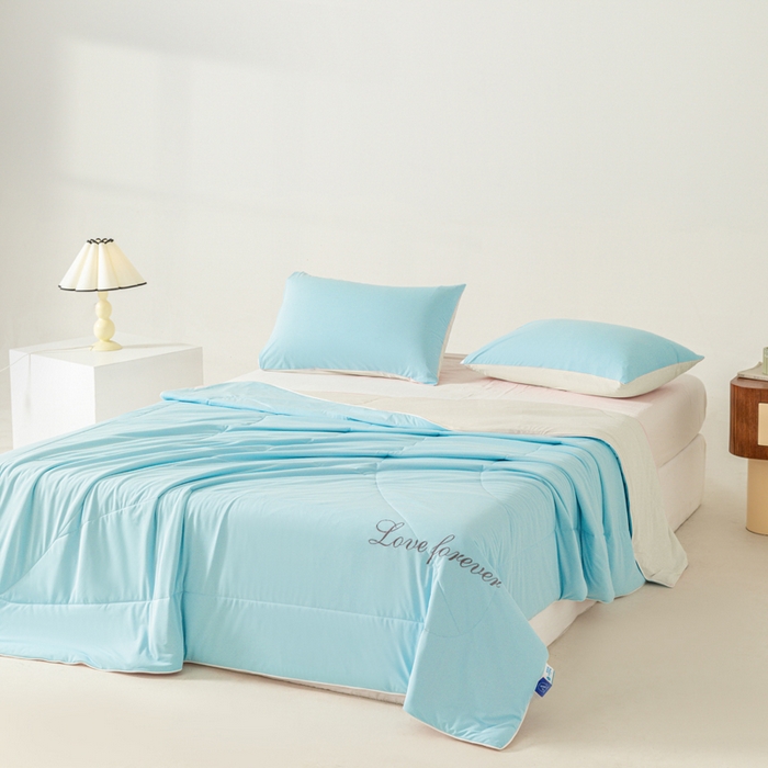 91家纺网 家纺一手货源 找家纺 佳居缘 2024新款纯色绣花冰氨夏被 冰清兰