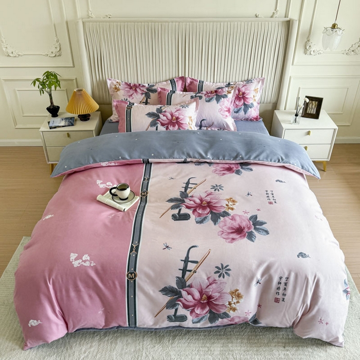 91家纺网 家纺一手货源 找家纺 优尚家纺 2025新款亲肤磨毛新国风大版系列四件套 红胡清颜