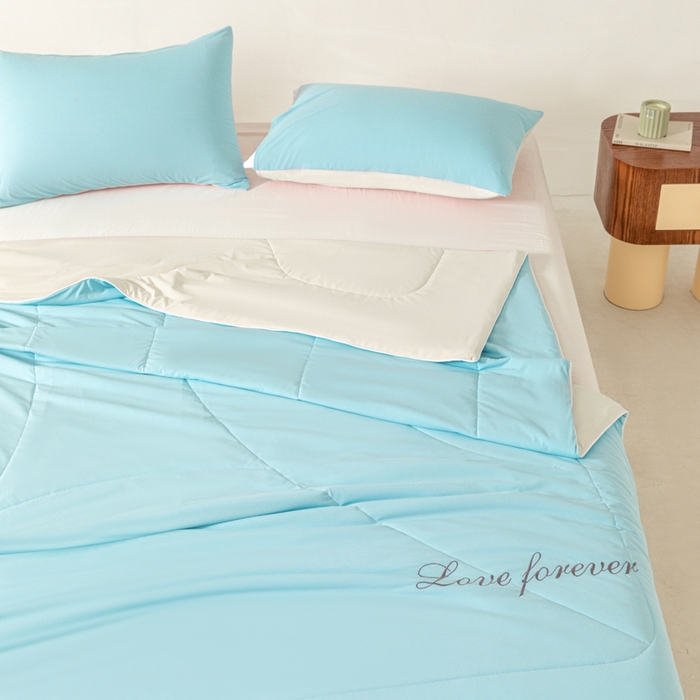 91家纺网 家纺一手货源 找家纺 佳居缘 2024新款纯色绣花冰氨夏被 冰清兰