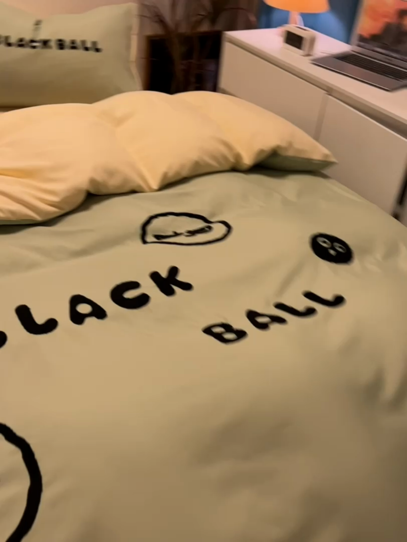 91家纺网 家纺一手货源 找家纺 眠帛家居 2024新款水洗棉毛巾绣四件套-煤球系列 果绿-奶黄