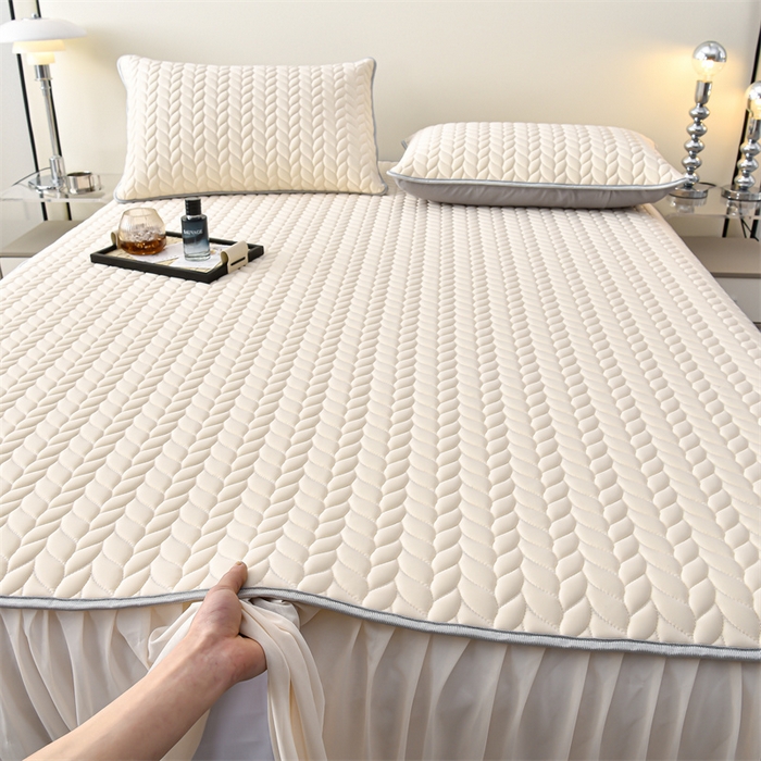 91家纺网 家纺一手货源 找家纺 布卢姆床垫 2025新款A类5mm纯色乳胶凉席床裙梦田系列夏被凉席四件套 梦田-米白