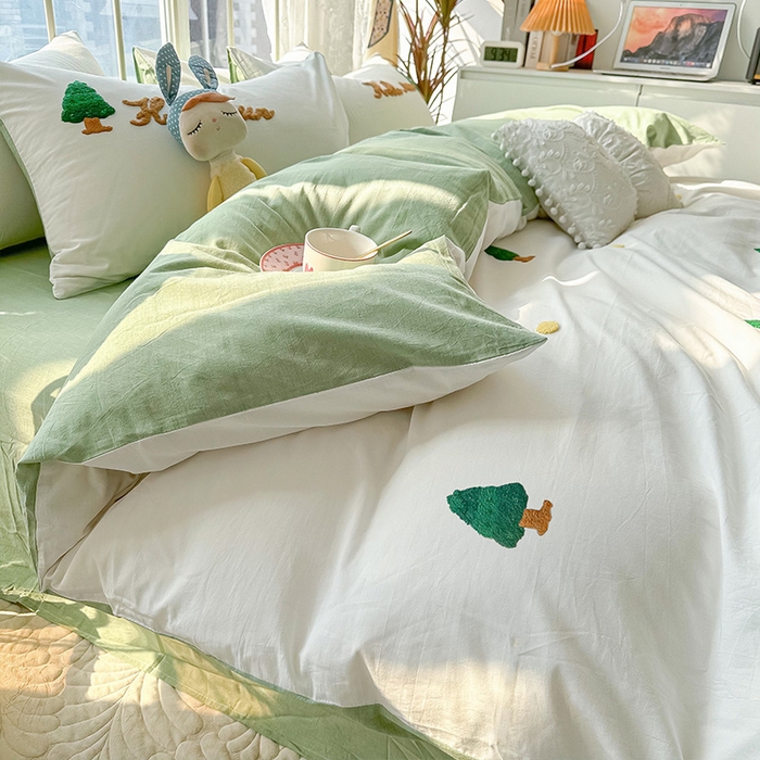 91家纺网 家纺一手货源 找家纺 眠帛家居 2024新款水洗棉奶油小清新毛巾绣四件套早春系列 圣诞树奶油绿