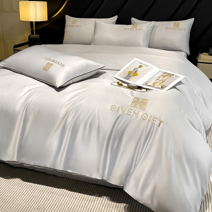 91家纺网 家纺一手货源 找家纺 博纳家纺 2024新款水洗真丝刺绣四件套系列--梵西系列 炫彩银