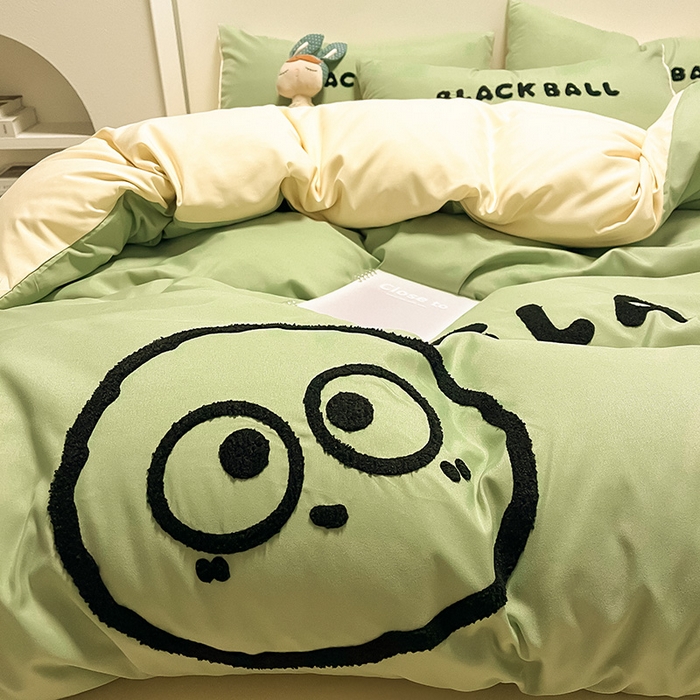 91家纺网 家纺一手货源 找家纺 眠帛家居 2024新款水洗棉毛巾绣四件套-煤球系列 果绿-奶黄