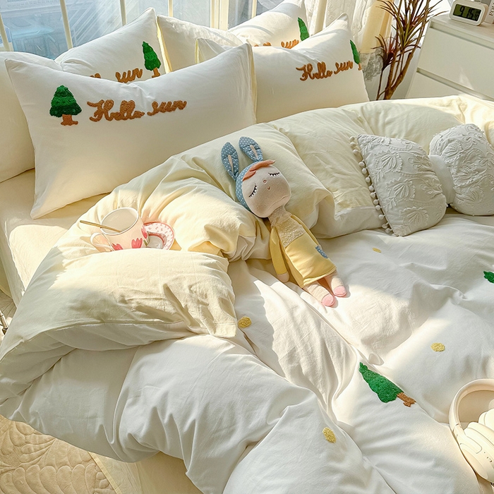 91家纺网 家纺一手货源 找家纺 眠帛家居 2024新款水洗棉奶油小清新毛巾绣四件套早春系列 圣诞树奶油黄