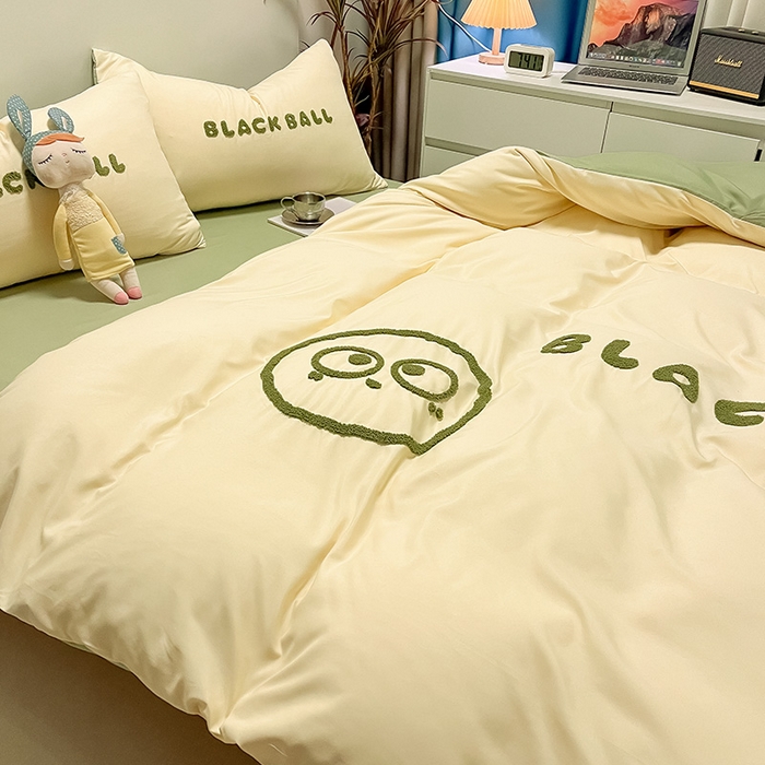 91家纺网 家纺一手货源 找家纺 眠帛家居 2024新款水洗棉毛巾绣四件套-煤球系列 奶黄-果绿