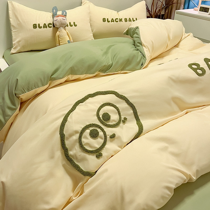 91家纺网 家纺一手货源 找家纺 眠帛家居 2024新款水洗棉毛巾绣四件套-煤球系列 奶黄-果绿