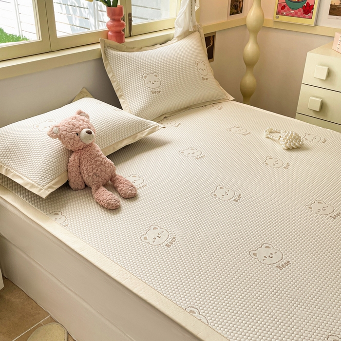 91家纺网 家纺一手货源 找家纺 慕澄 2024新款A类PE提花凉感豆豆复合款凉席 提花豆豆-bear咖