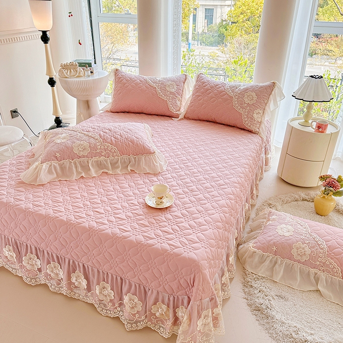 91家纺网 家纺一手货源 找家纺 罗艺轩 2024新款公主风水洗棉全夹棉床盖款三件套-盛宴 盛宴-豆沙