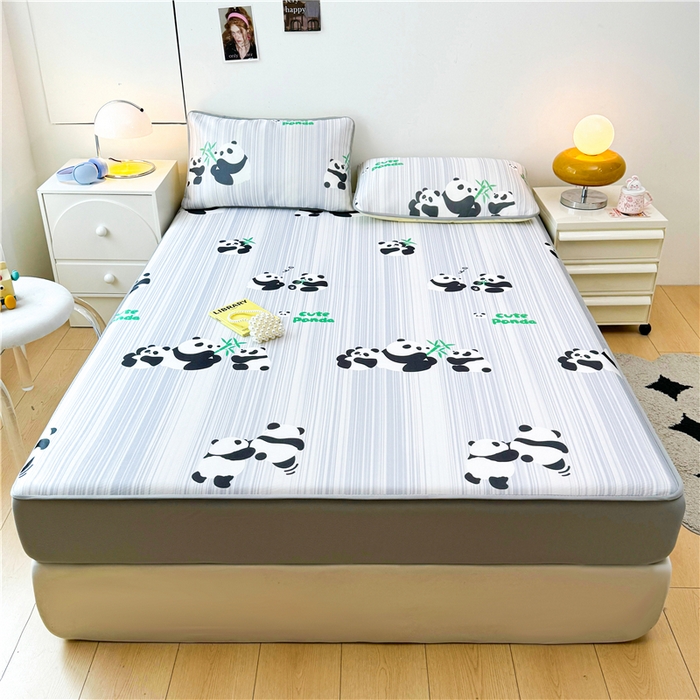 91家纺网 家纺一手货源 找家纺 喜居 2024新款碳光冰丝席床笠款 熊猫乐园