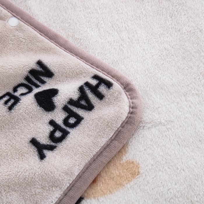 91家纺网 家纺一手货源 找家纺 恋尚羽 2025秋冬爆款印花披肩毯盖毯腊肠狗