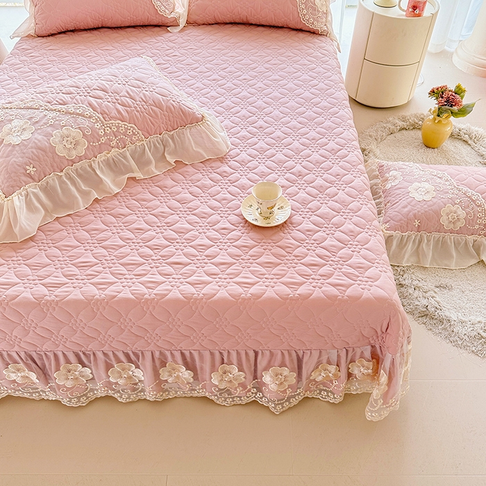 91家纺网 家纺一手货源 找家纺 （总）罗艺轩 2024新款公主风水洗棉全夹棉床盖款三件套-盛宴