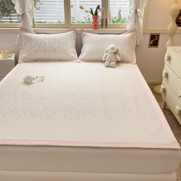 91家纺网 家纺一手货源 找家纺 慕澄 2024新款A类PE提花凉感豆豆复合款凉席 提花豆豆-雪花粉