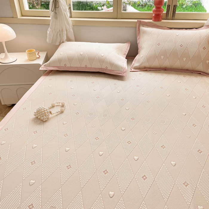 91家纺网 家纺一手货源 找家纺 慕澄 2024新款A类PE提花凉感豆豆复合款凉席 提花豆豆-菱格粉