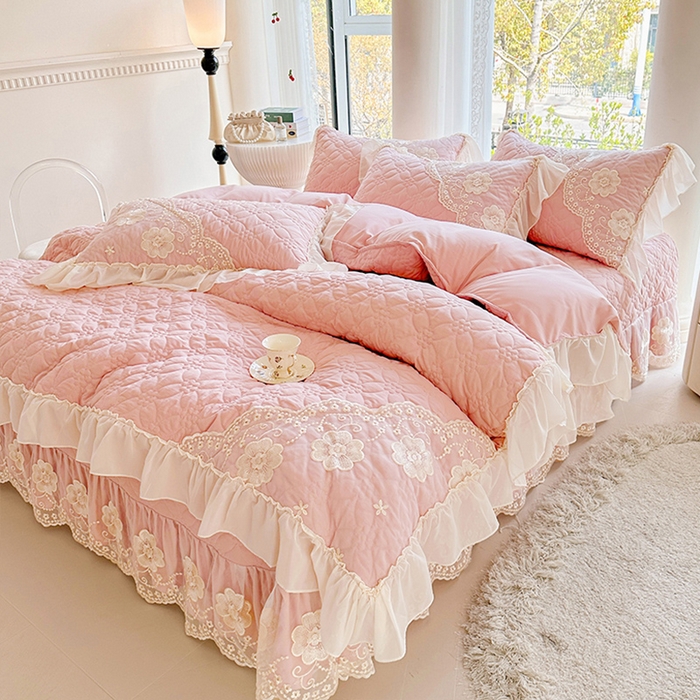 91家纺网 家纺一手货源 找家纺 罗艺轩 2024新款公主风水洗棉全夹棉床盖款四件套-盛宴 盛宴-少女粉