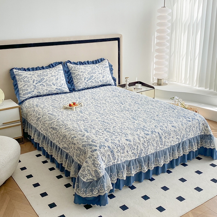 91家纺网 家纺一手货源 找家纺 艺慕家纺 2025新款水洗棉麻双层纱夏被床盖四件套 青花瓷