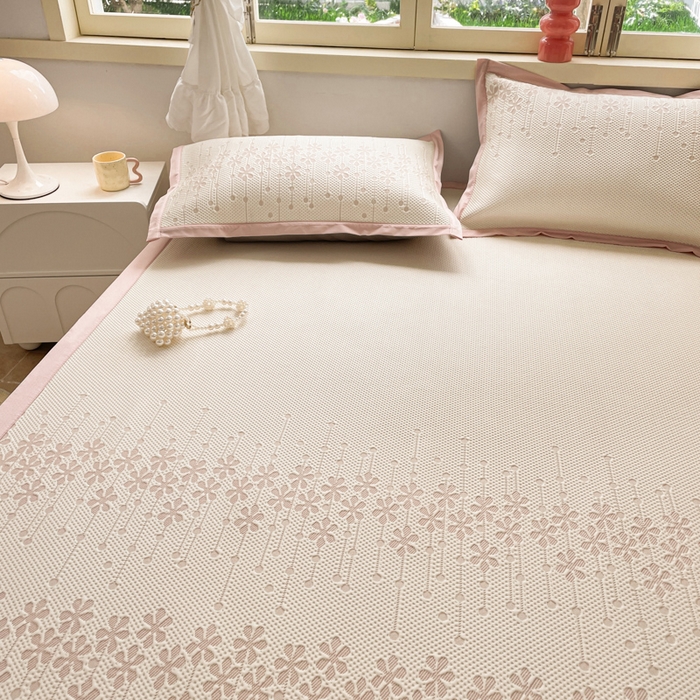 91家纺网 家纺一手货源 找家纺 慕澄 2024新款A类PE提花凉感豆豆复合款凉席 提花豆豆-雪花粉