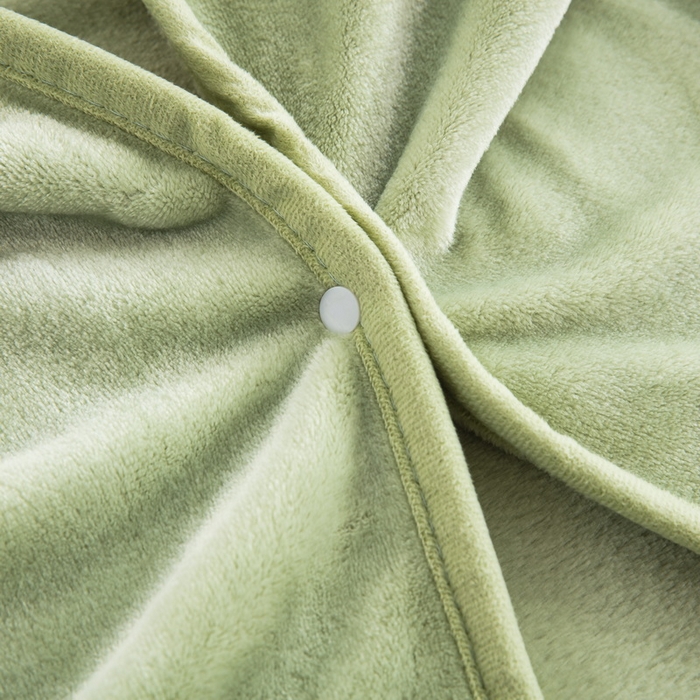 91家纺网 家纺一手货源 找家纺 恋尚羽 2025秋冬爆款印花披肩毯盖毯果绿