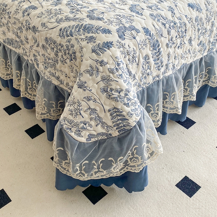 91家纺网 家纺一手货源 找家纺 艺慕家纺 2025新款水洗棉麻双层纱夏被床盖四件套 青花瓷